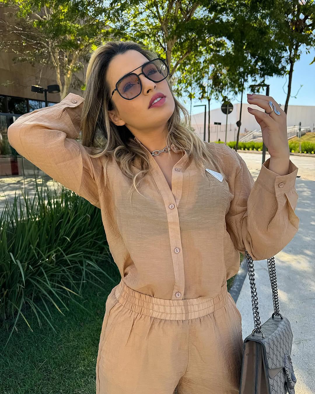 Conjunto Prada Bege