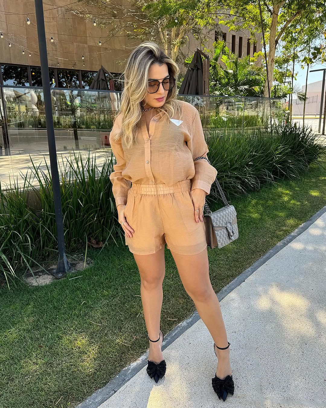 Conjunto Prada Bege